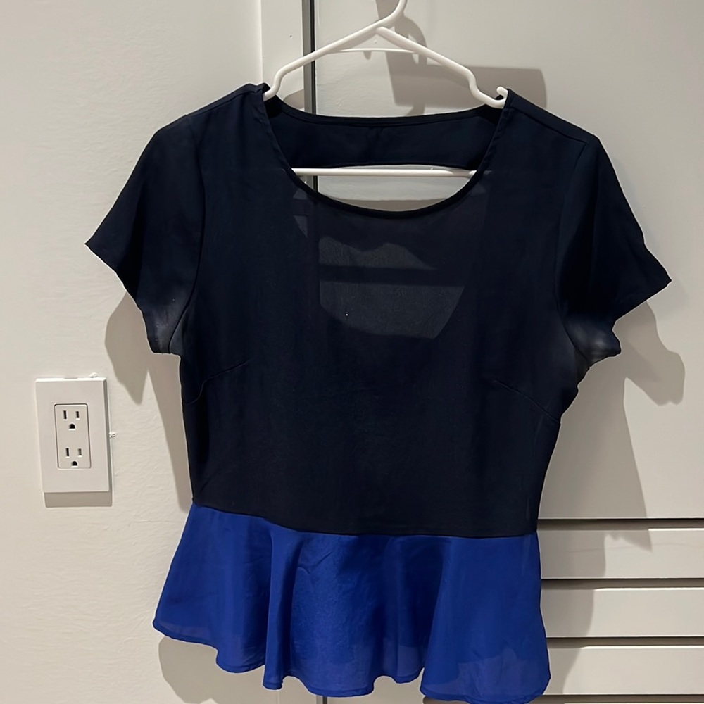 Blue color block top